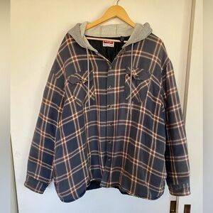 Wrangler Hooded Flannel jacket